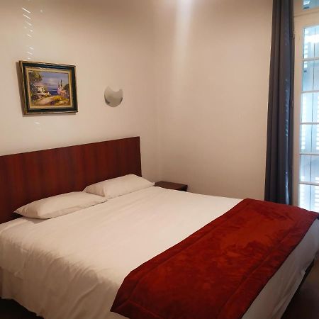 Hotel Le Postillon โป ภายนอก รูปภาพ