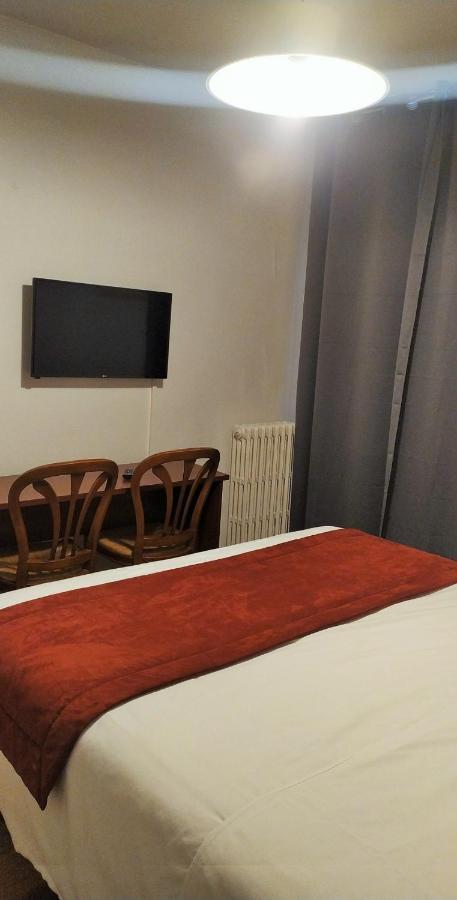 Hotel Le Postillon โป ภายนอก รูปภาพ