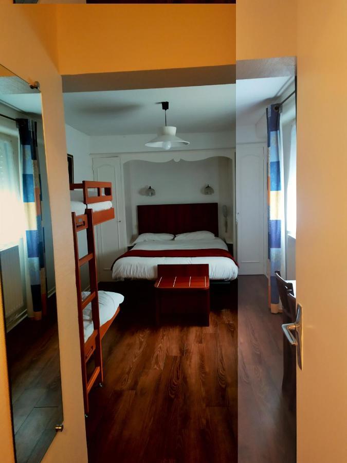Hotel Le Postillon โป ภายนอก รูปภาพ